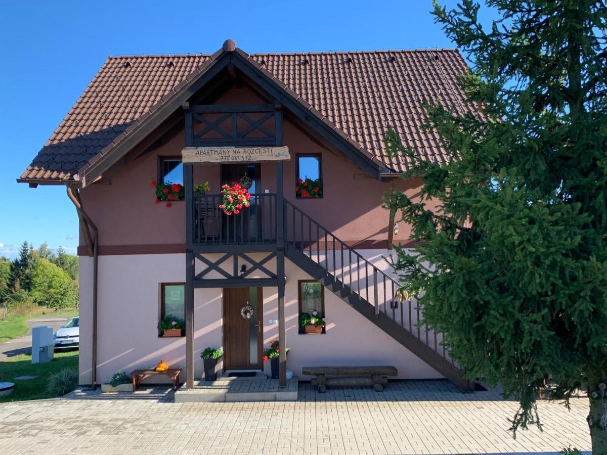 Apartmany Na Rozcesti Lomnice nad Popelkou Zewnętrze zdjęcie
