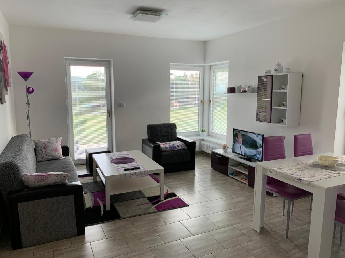 Apartmany Na Rozcesti Lomnice nad Popelkou Zewnętrze zdjęcie