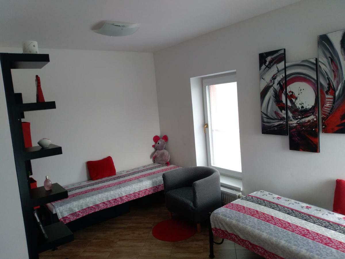 Apartmany Na Rozcesti Lomnice nad Popelkou Zewnętrze zdjęcie